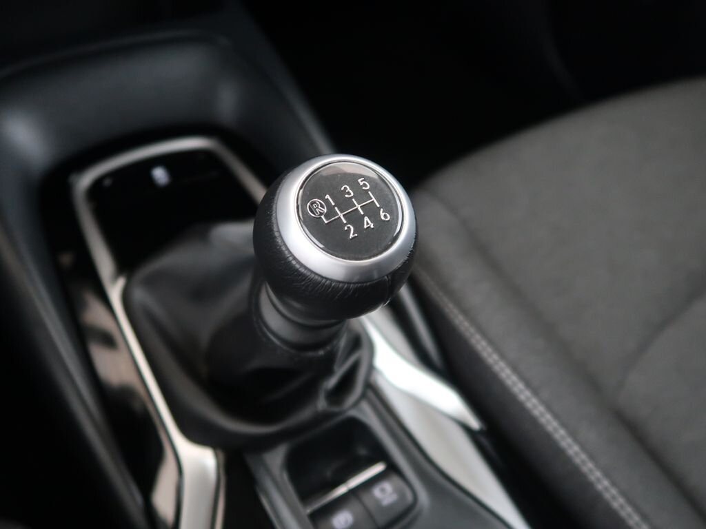 Toyota Corolla Sedan / Limuzína 1,5 l 92 kw
