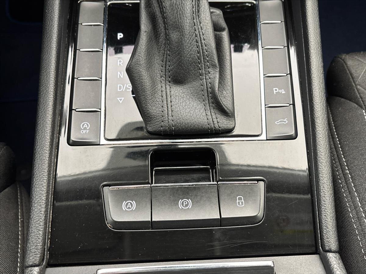 Škoda Superb Kombi 2,0 l 110 kw