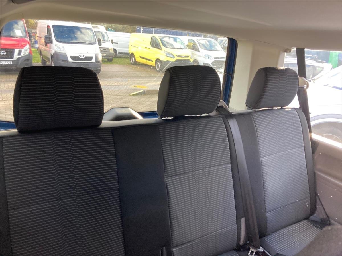 Volkswagen Caravelle