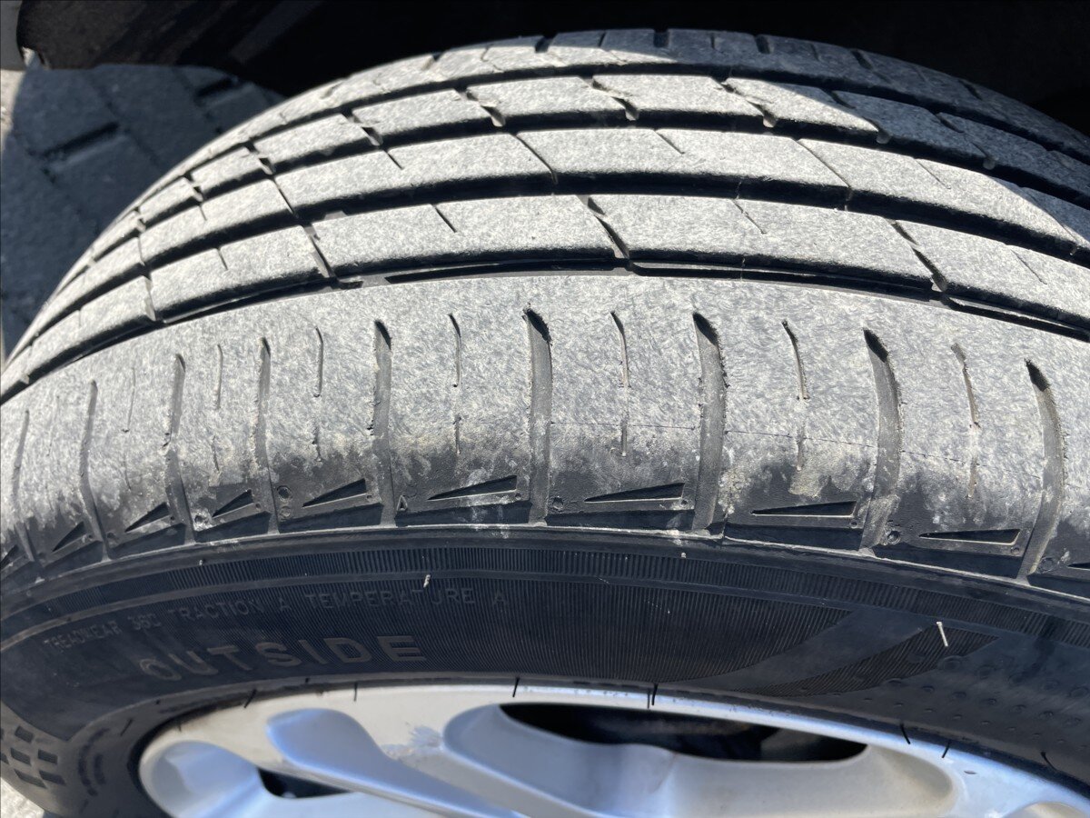 Peugeot 407 Kombi 1,6 l 80 kw