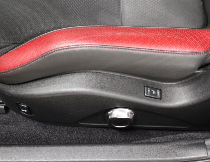 Nissan GT-R Kupé 3,8 l 390 kw