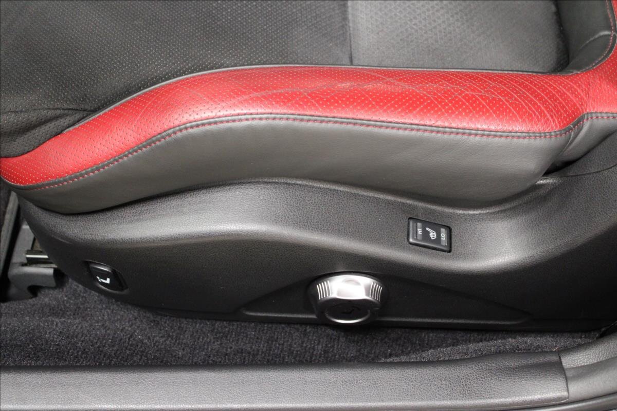 Nissan GT-R Kupé 3,8 l 390 kw