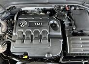 Volkswagen Golf 24
