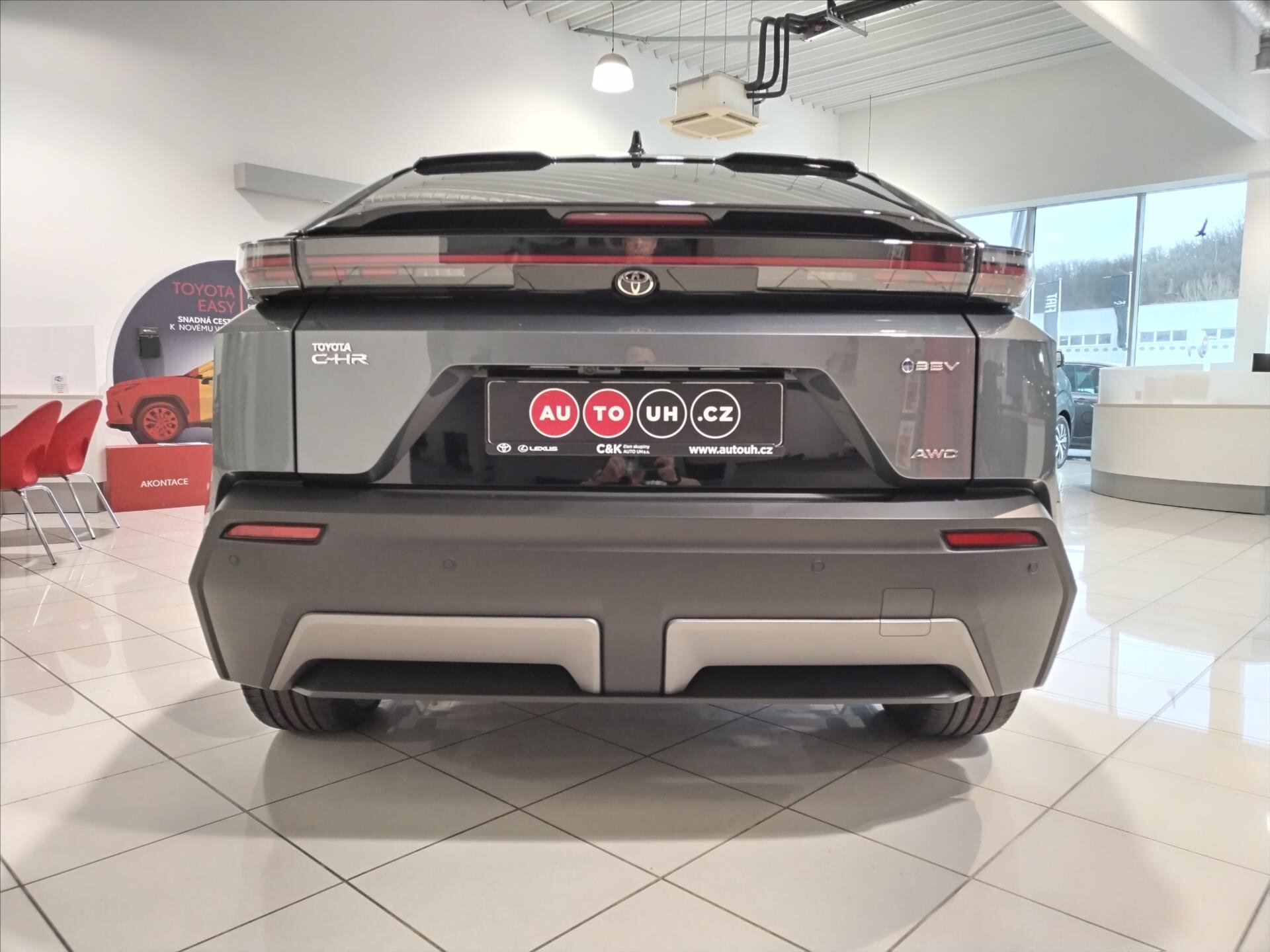 Toyota C-HR CUV / Crossover 0,0 252 kw