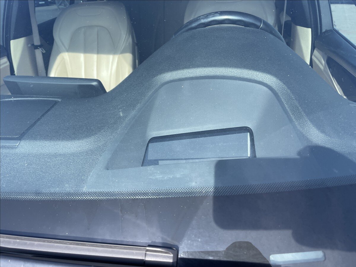 BMW X5 SUV / Terénní 3,0 l 190 kw