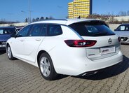 Opel Insignia Kombi 2,0 l 128 kw