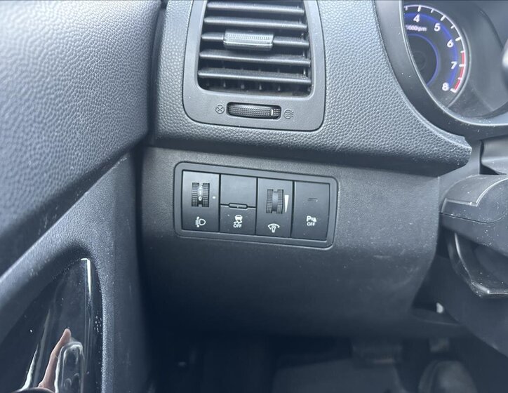 Hyundai ix20 Hatchback 1,6 l 91 kw