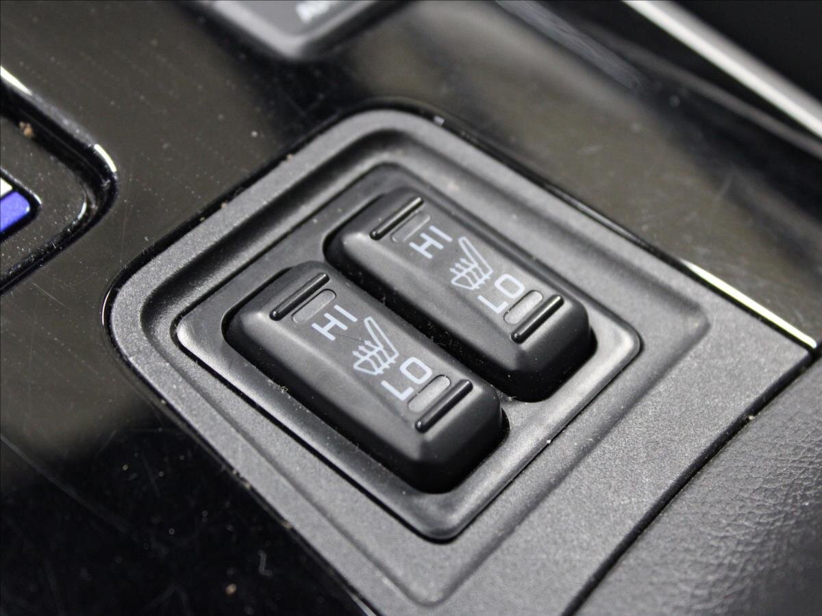 Mitsubishi Outlander SUV / Terénní 2,4 l 99 kw