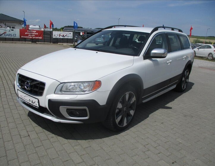 Volvo XC70 Kombi 2,4 l 120 kw