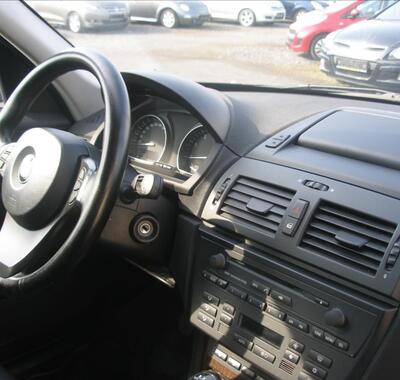 BMW X3 7