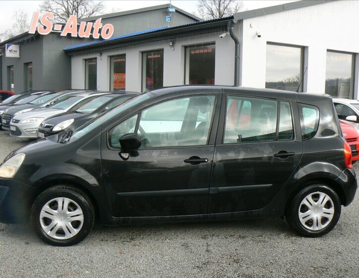 Renault Modus Kombi 1,1 l 55 kw