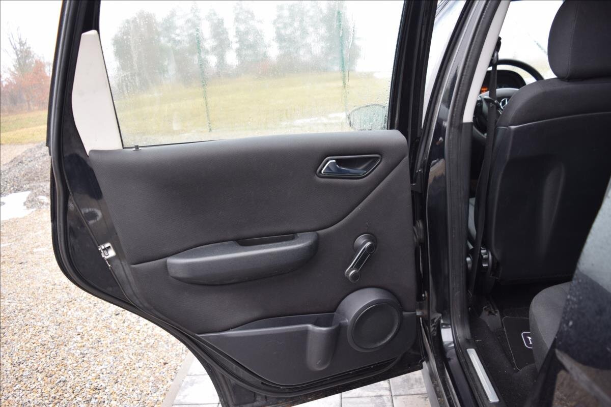 Mercedes-Benz Třídy A Kombi 1,5 l 70 kw