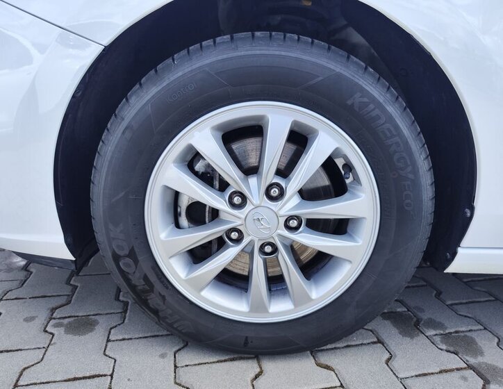 Hyundai i30 Kombi 998,0 88 kw