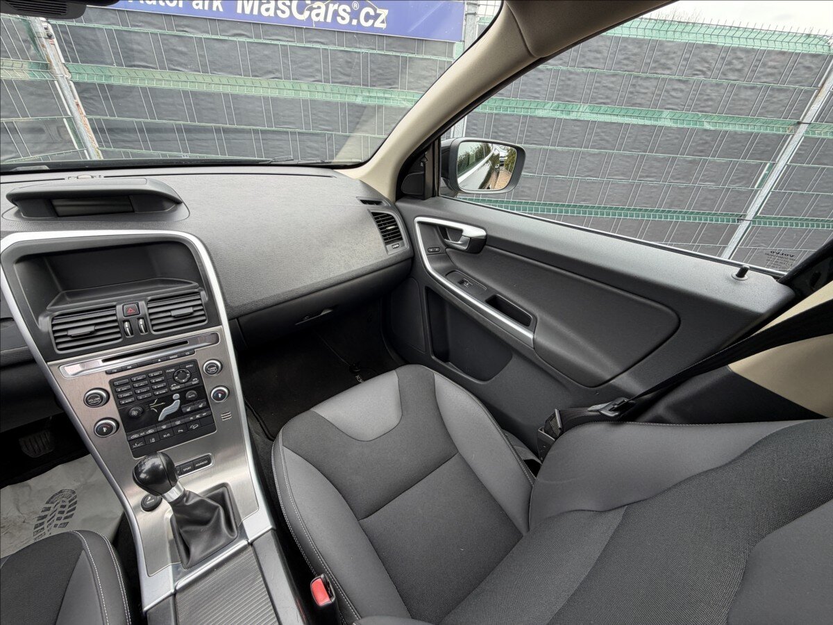 Volvo XC60 SUV / Terénní 2,4 l 165 kw