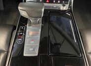 Audi A8 30