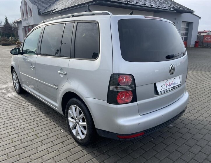 Volkswagen Touran 34