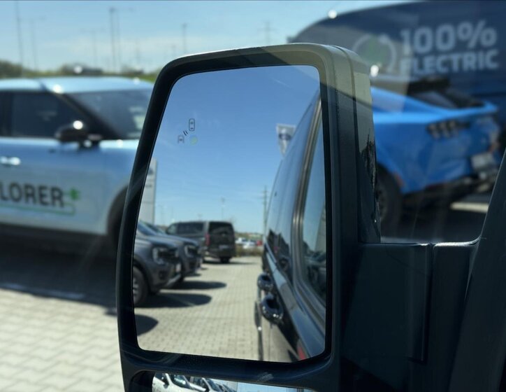 Ford Tourneo Custom MPV 2,0 l 136 kw