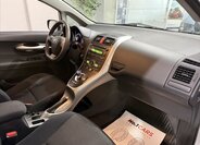 Toyota Auris Hatchback 1,8 l 73 kw