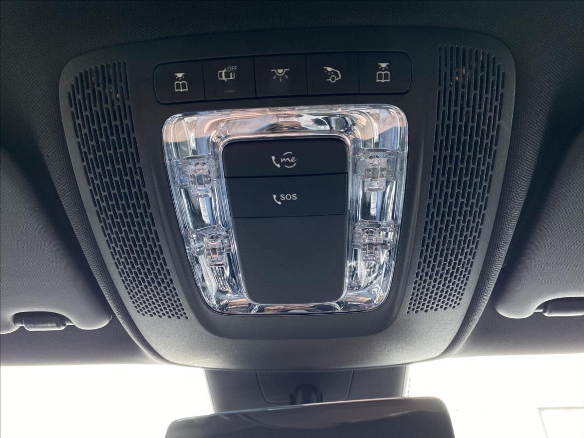 Mercedes-Benz CLA Kupé 1,3 l 118 kw