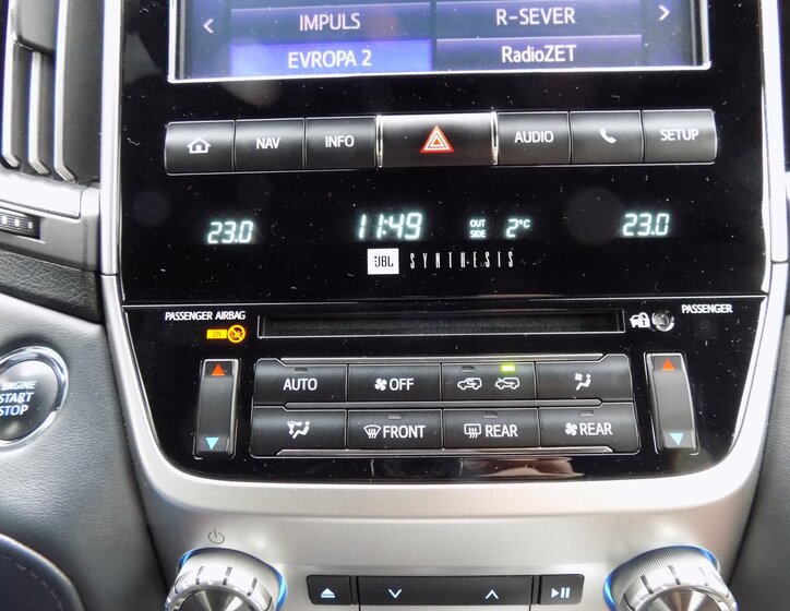 Toyota Land Cruiser 31