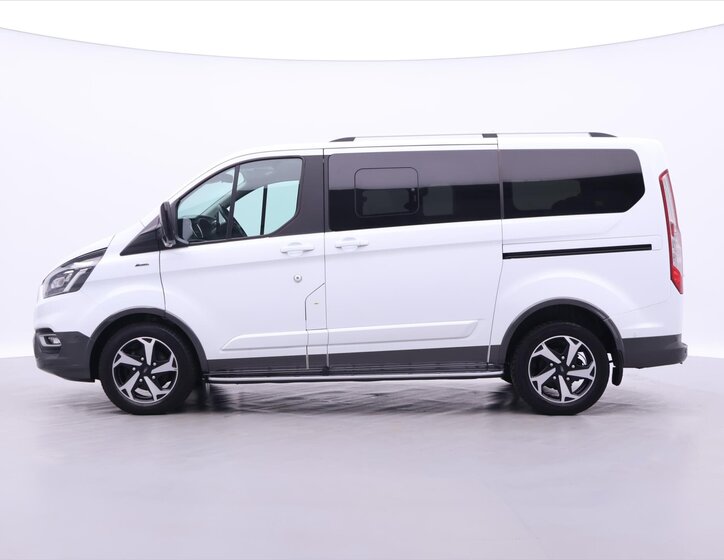 Ford Tourneo Custom 4