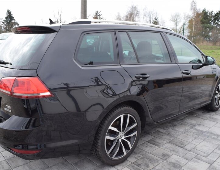 Volkswagen Golf Kombi 1,4 l 90 kw