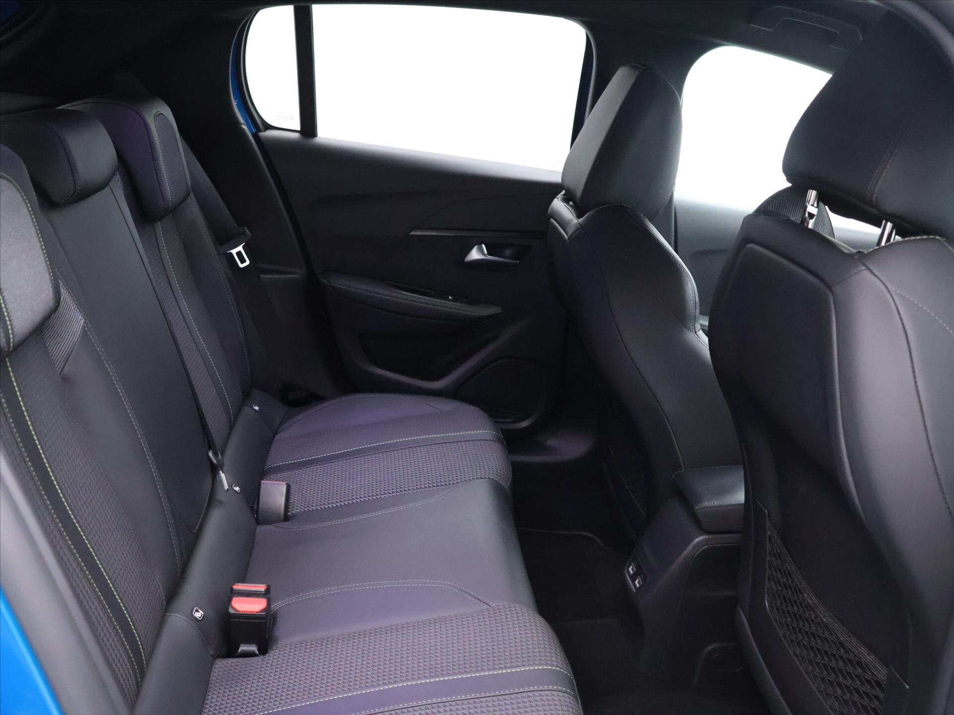 Peugeot 208 Hatchback 1,2 l 74 kw