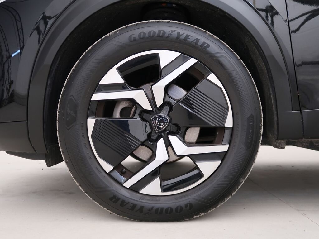Peugeot 2008 SUV / Terénní 1,2 l 74 kw