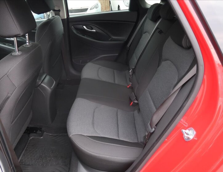 Hyundai i30 Hatchback 998,0 88 kw