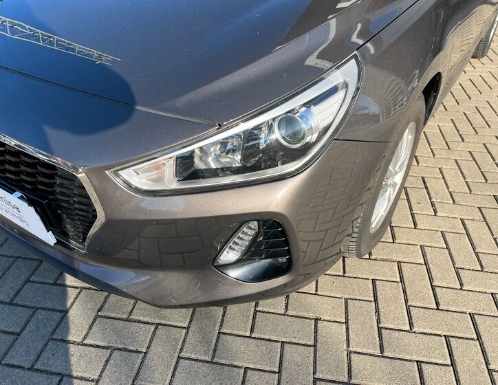 Hyundai i30 Hatchback 998,0 88 kw