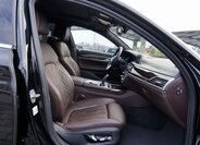 BMW Řada 7 27