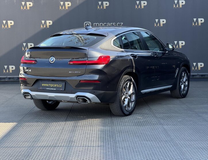 BMW X4 SUV / Terénní 2,0 l 140 kw