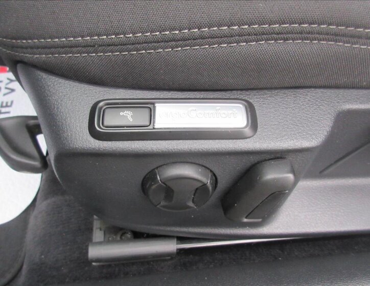 Volkswagen Passat Kombi 2,0 l 110 kw