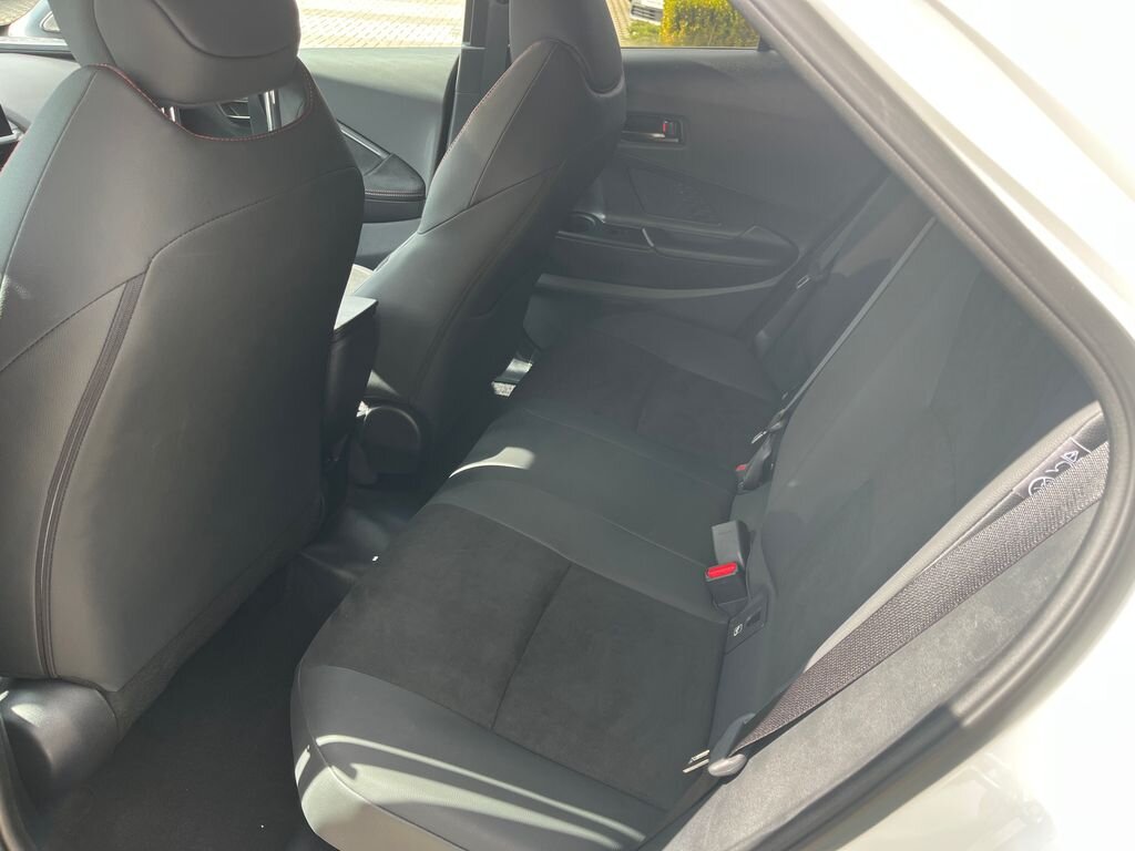 Toyota C-HR SUV / Terénní 2,0 l 145 kw