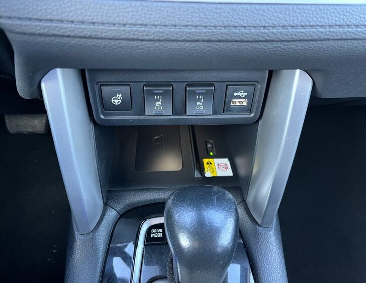 Toyota Corolla Cross SUV / Terénní 2,0 l 112 kw