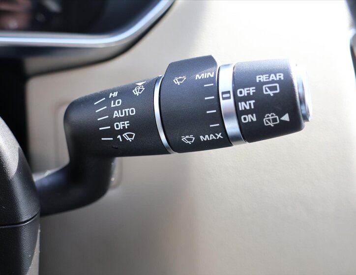 Land Rover Range Rover Sport SUV / Terénní 3,0 l 215 kw