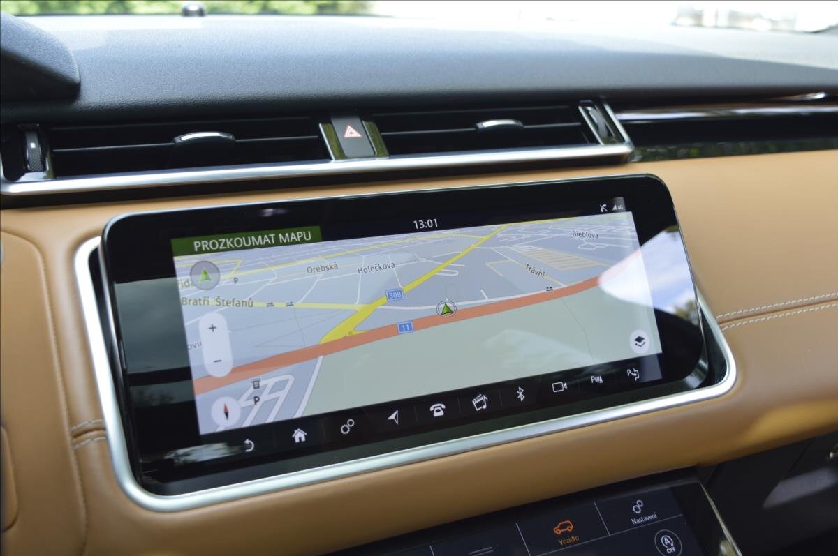 Land Rover Range Rover Velar SUV 3,0 l 221 kw