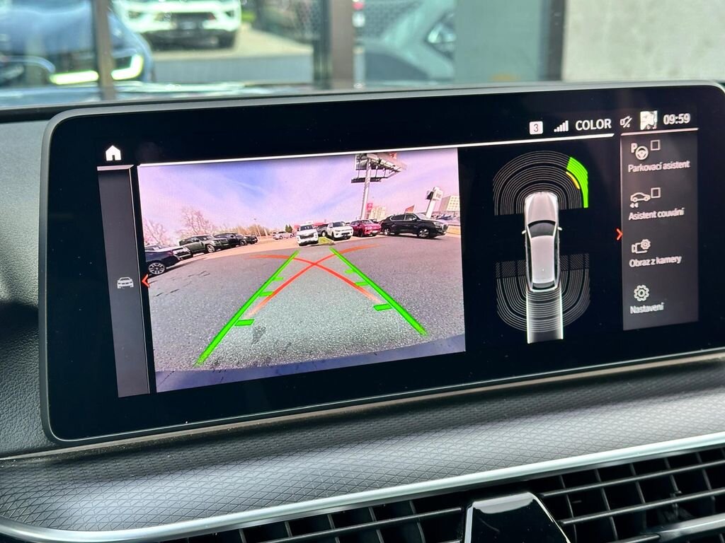 BMW Řada 5 Kombi 3,0 l 245 kw