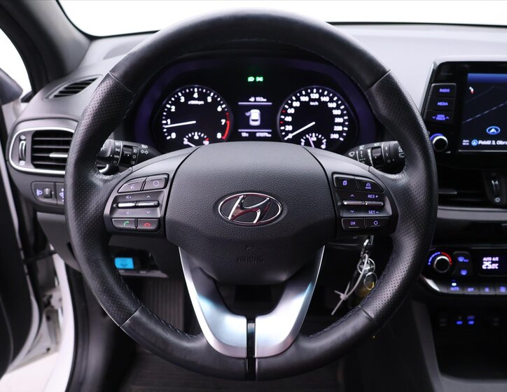 Hyundai i30 Kombi 1,4 l 103 kw