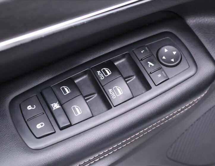 Jeep Grand Cherokee SUV / Terénní 3,0 l 184 kw