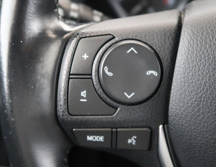 Toyota Auris Kombi 1,6 l 97 kw