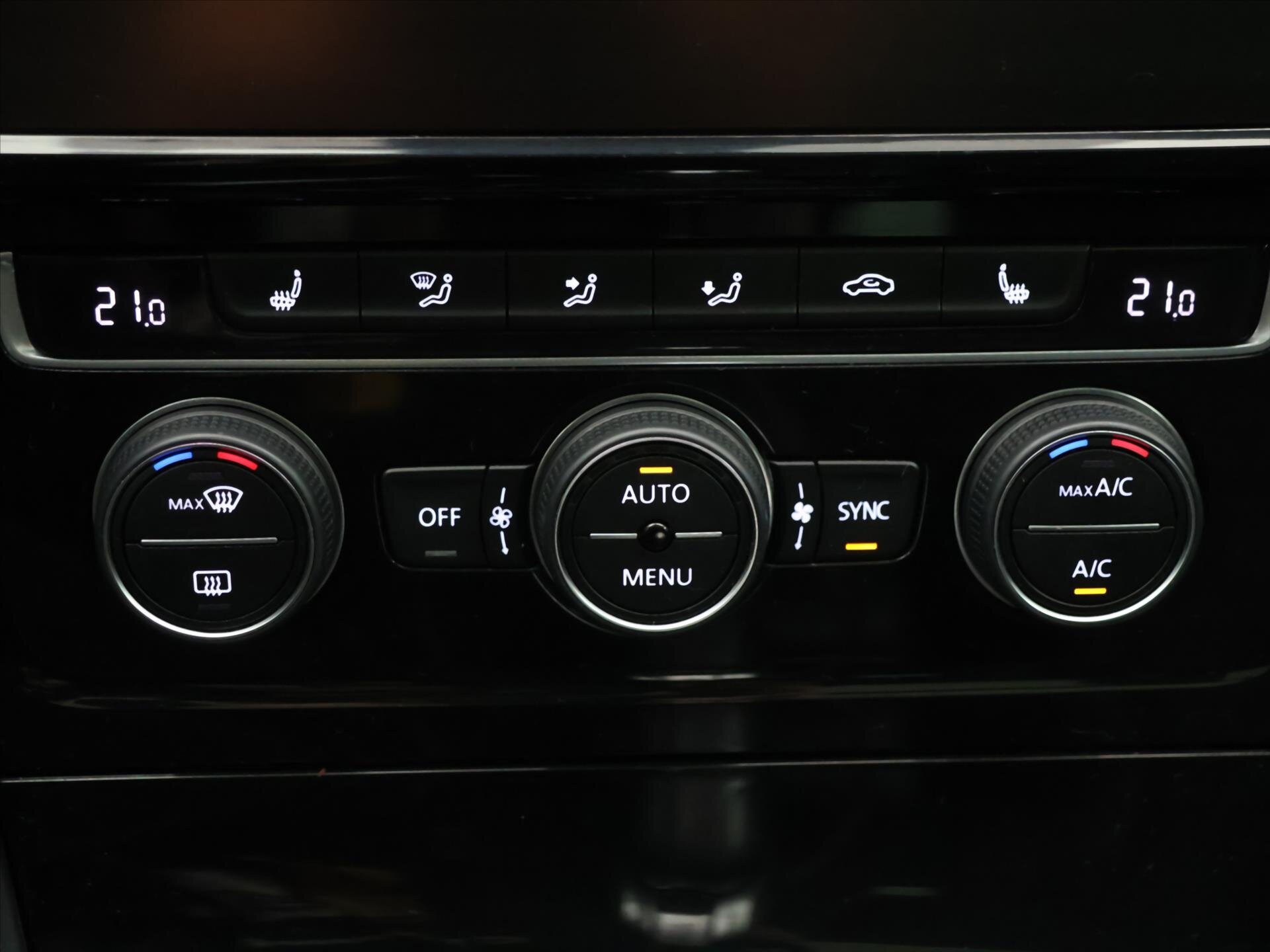 Volkswagen Golf Kombi 2,0 l 228 kw