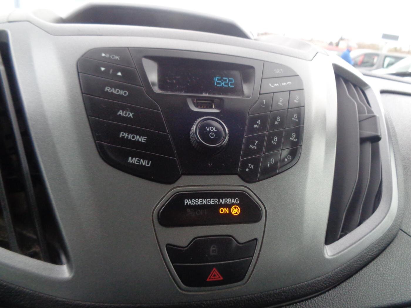 Ford Transit Valník 2,2 l 92 kw