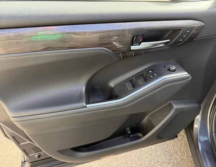 Toyota Highlander 22