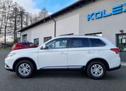 Mitsubishi Outlander 2