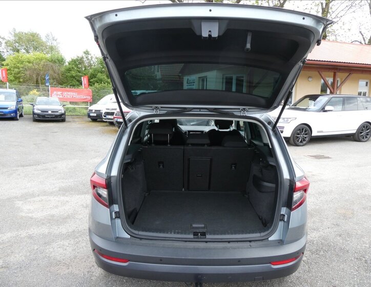 Škoda Karoq SUV / Terénní 2,0 l 110 kw