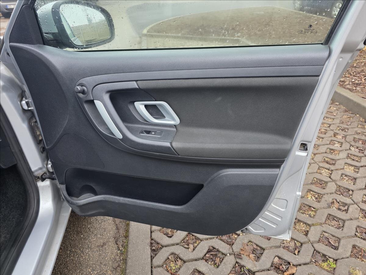 Škoda Fabia Hatchback 1,2 l 44 kw