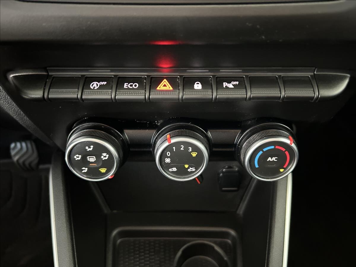 Dacia Duster SUV 999,0 74 kw