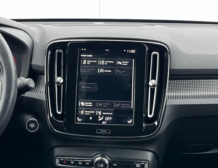 Volvo XC40 SUV 2,0 l 140 kw