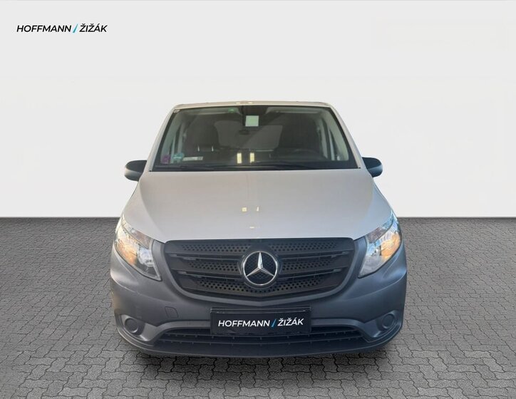 Mercedes-Benz Vito 2